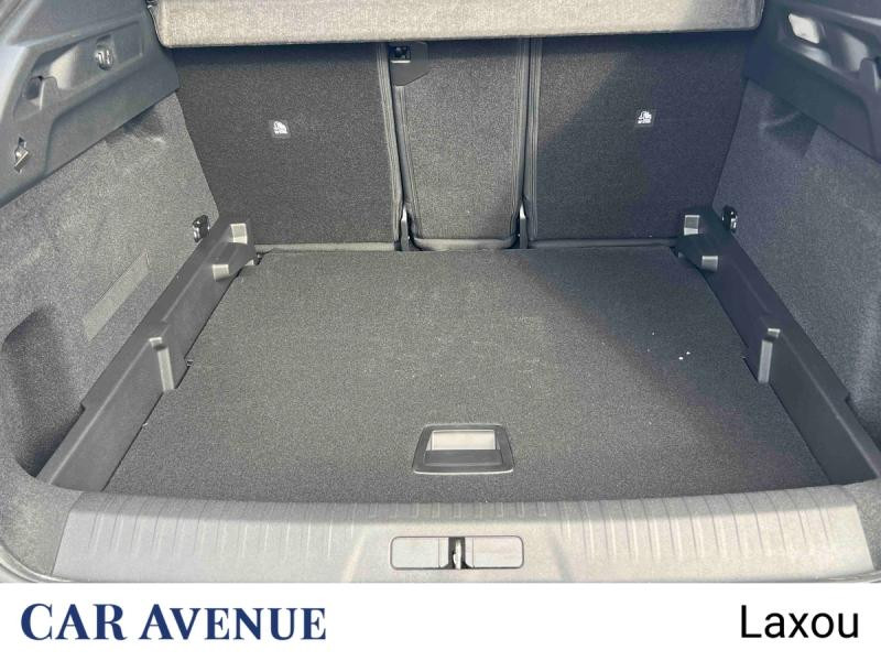 Used PEUGEOT 3008 1.2 Hybrid 145ch Allure e-DCS6 2025 Gris Titane (M) € 32112 in Nancy