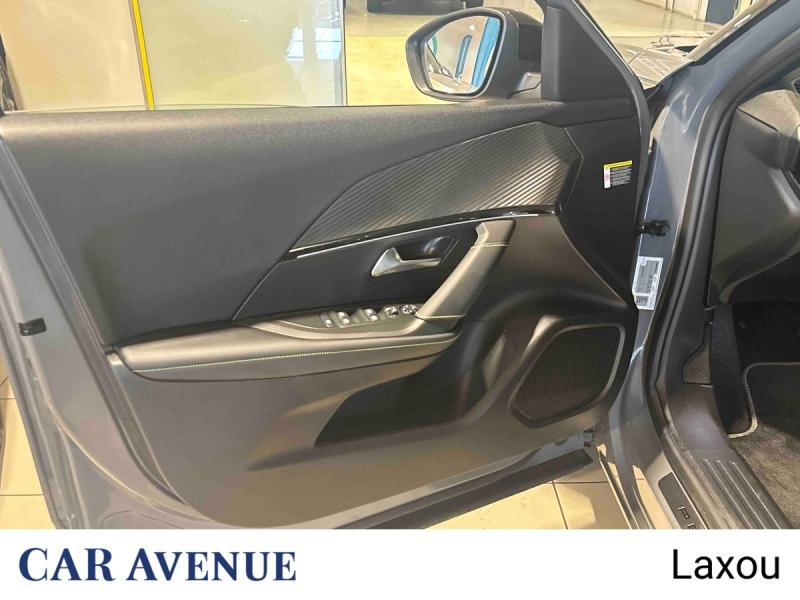 Used PEUGEOT 2008 1.2 Hybrid 136ch GT e-DCS6 2024 Gris € 25492 in Nancy