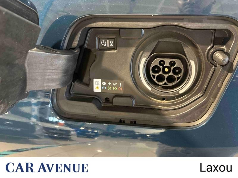 Used PEUGEOT 3008 HYBRID 225ch Allure e-EAT8 2021 Bleu Célèbes (M) € 20351 in Nancy