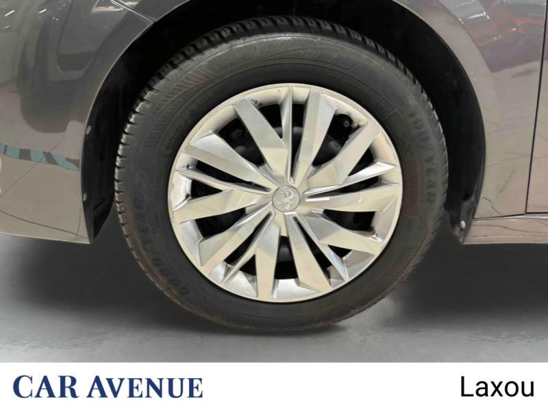 Used PEUGEOT 208 Affaire 1.5 BlueHDi 100 Premium 2021 Gris Platinium métal € 11595 in Nancy