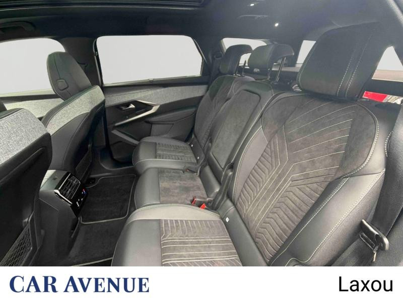 Used PEUGEOT 5008 Hybride Rechargeable Plug-in 195ch GT Exclusive e-DCS7 2026 Noir Perla Nera (M) € 54290 in Nancy