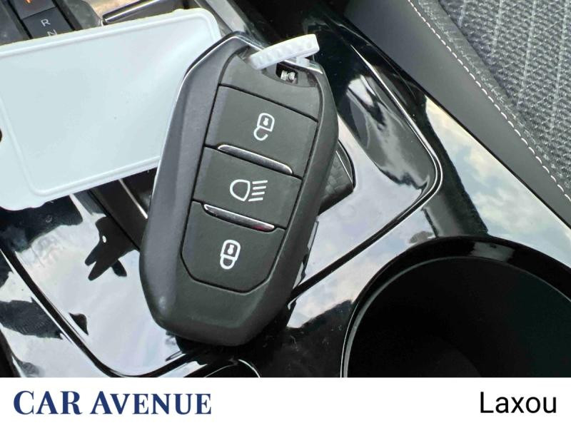 Used PEUGEOT 208 1.2 Hybrid 100ch Allure e-DCS6 2024 Gris Artense (M) € 19890 in Nancy