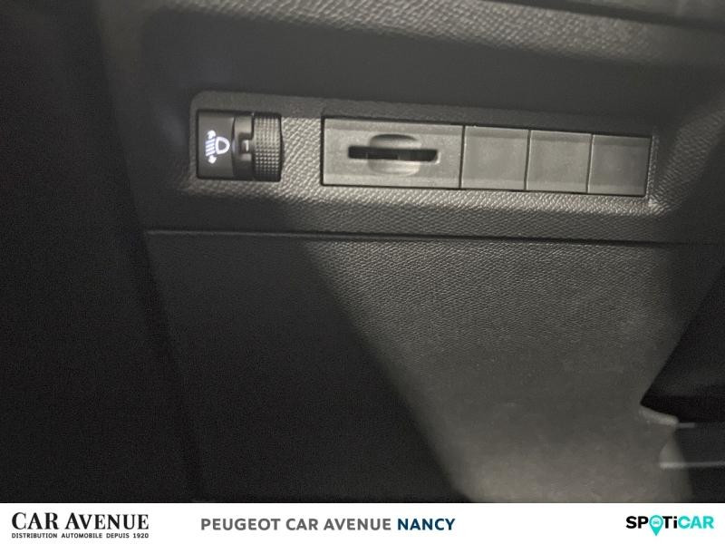 Used PEUGEOT 308 1.2 PureTech 130ch S&S Allure 2024 Blanc Okénite (M) € 17668 in Nancy