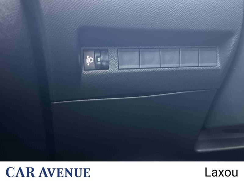 Used PEUGEOT 208 1.2 Hybrid 100ch Allure e-DCS6 2024 Gris Artense (M) € 19890 in Nancy
