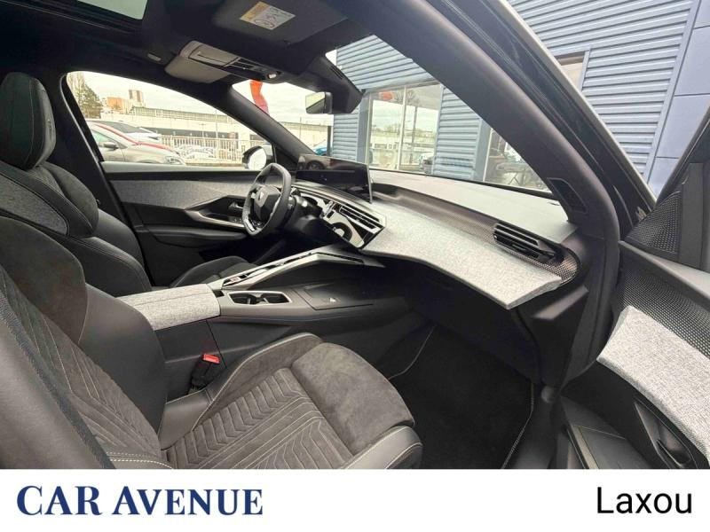 Used PEUGEOT 5008 Hybride Rechargeable Plug-in 195ch GT Exclusive e-DCS7 2026 Noir Perla Nera (M) € 54290 in Nancy