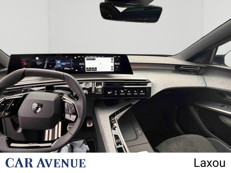 Used PEUGEOT 5008 Hybride Rechargeable Plug-in 195ch GT Exclusive e-DCS7 2026 Noir Perla Nera (M) € 54290 in Nancy