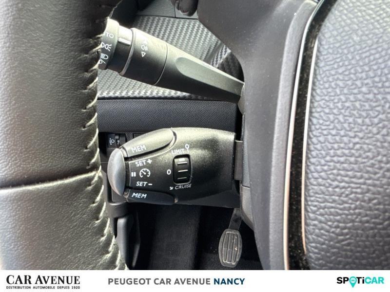 Used PEUGEOT 2008 1.2 PureTech 100ch S&S Allure 2024 Rouge Elixir (S) € 15235 in Nancy