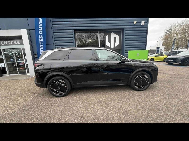Used PEUGEOT 5008 Hybride Rechargeable Plug-in 195ch GT Exclusive e-DCS7 2026 Noir Perla Nera (M) € 54290 in Nancy