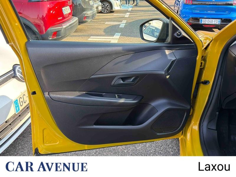 Occasion PEUGEOT 208 1.2 PureTech 75ch S&S Like 2021 Jaune 10897 € à Nancy