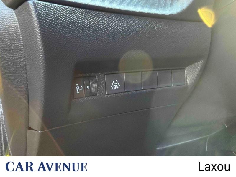 Occasion PEUGEOT 208 1.2 PureTech 75ch S&S Like 2021 Jaune 10897 € à Nancy