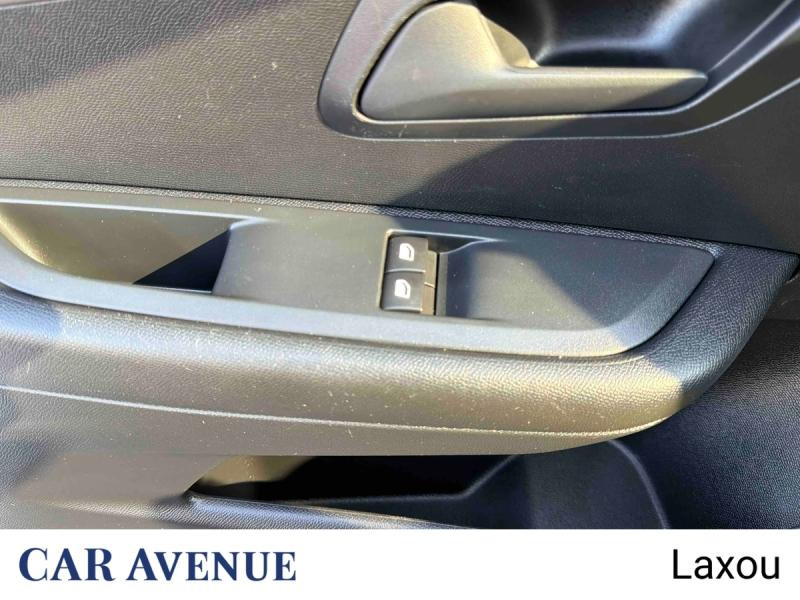 Occasion PEUGEOT 208 1.2 PureTech 75ch S&S Like 2021 Jaune 10897 € à Nancy