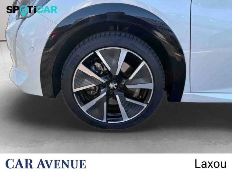 Used PEUGEOT 208 e-208 136ch GT 2022 Blanc nacré € 17641 in Nancy