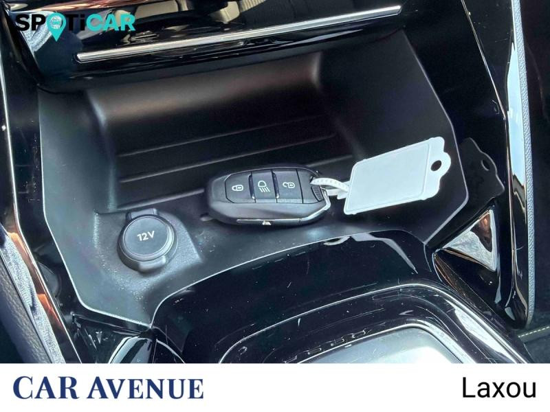 Used PEUGEOT 208 e-208 136ch GT 2022 Blanc nacré € 17641 in Nancy