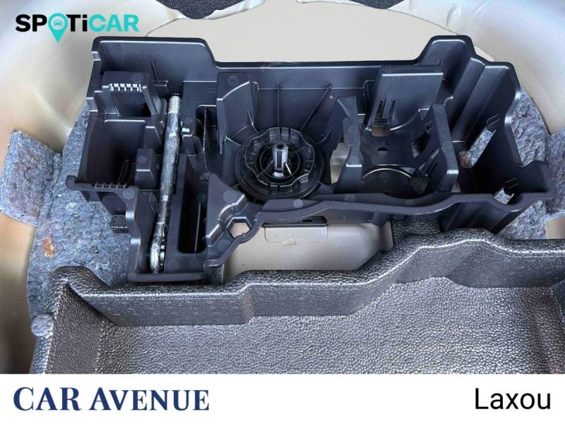 Used PEUGEOT 2008 1.2 PureTech 100ch S&S Allure 2024 Gris € 16968 in Nancy