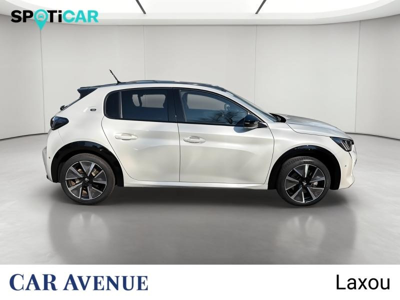 Used PEUGEOT 208 e-208 136ch GT 2022 Blanc nacré € 17641 in Nancy