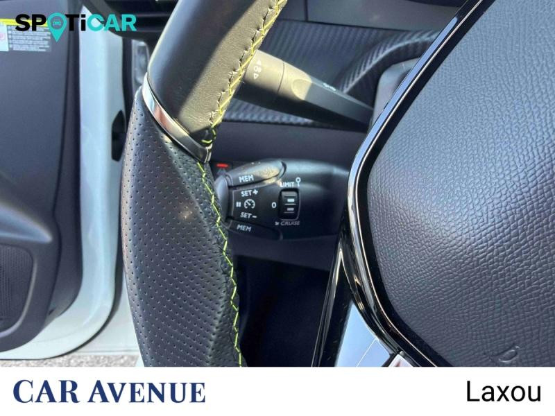 Used PEUGEOT 208 e-208 136ch GT 2022 Blanc nacré € 17641 in Nancy