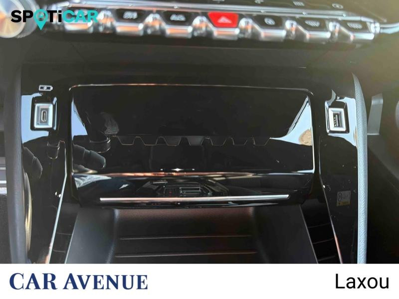 Used PEUGEOT 208 e-208 136ch GT 2022 Blanc nacré € 17641 in Nancy