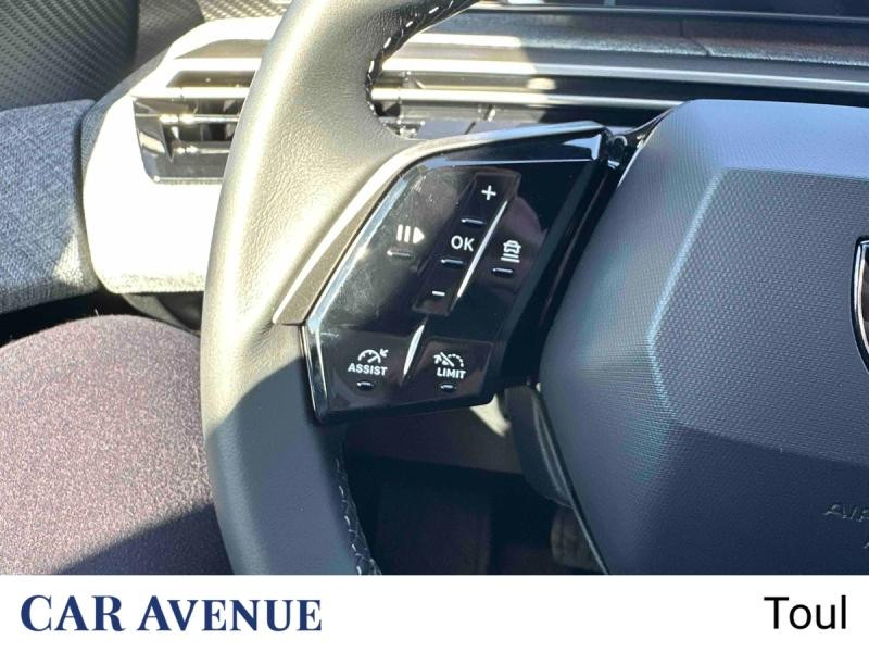 Used PEUGEOT 3008 1.2 Hybrid 145ch Allure e-DCS6 2025 Gris Titane (M) € 32327 in Nancy