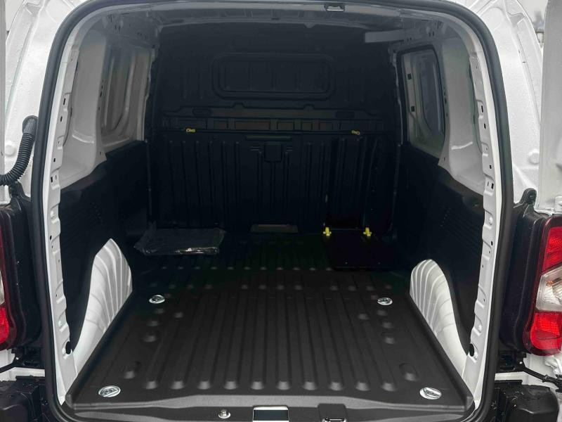 Used PEUGEOT Partner M Diesel 100ch Pro Skill 2026 Blanc Icy € 23000 in Nancy