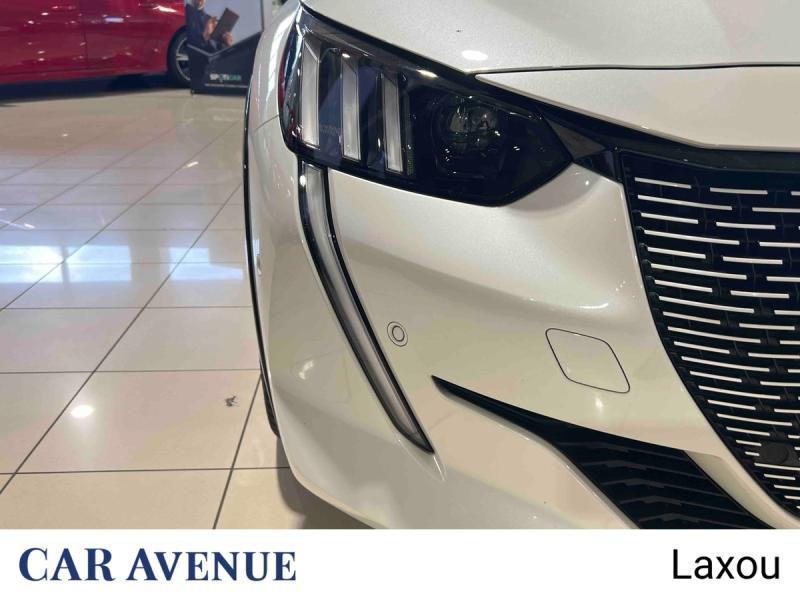 Used PEUGEOT 208 e-208 136ch GT 2021 Blanc nacré € 16891 in Nancy