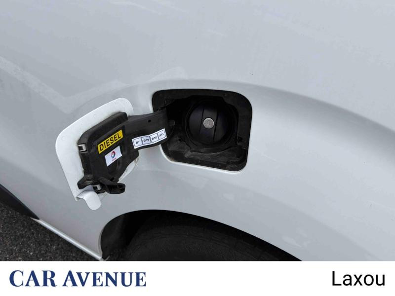 Occasion PEUGEOT Expert Fg Standard 2.0 BlueHDi 180ch S&S Asphalt EAT8 2022 Blanc Banquise 23940 € à Nancy