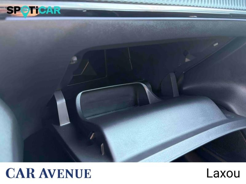 Used PEUGEOT 208 e-208 136ch GT 2022 Blanc nacré € 17641 in Nancy