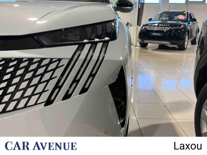 Used PEUGEOT 5008 Hybrid 145ch GT e-DCS6 2025 Blanc Okénite (M) € 32998 in Nancy