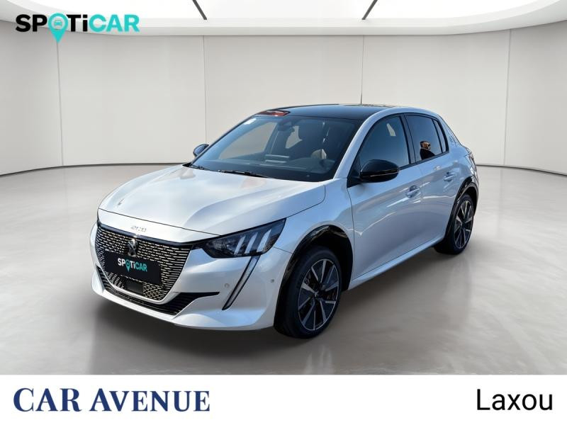 Used PEUGEOT 208 e-208 136ch GT 2022 Blanc nacré € 17641 in Nancy