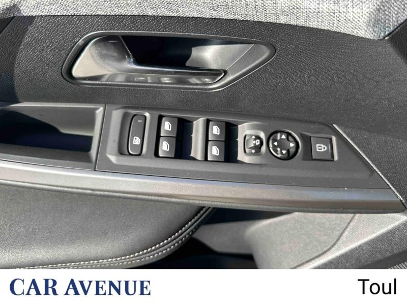 Used PEUGEOT 3008 1.2 Hybrid 145ch Allure e-DCS6 2025 Gris Titane (M) € 32327 in Nancy