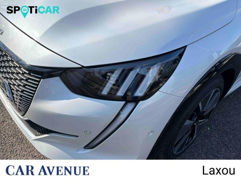 Used PEUGEOT 208 e-208 136ch GT 2022 Blanc nacré € 17641 in Nancy