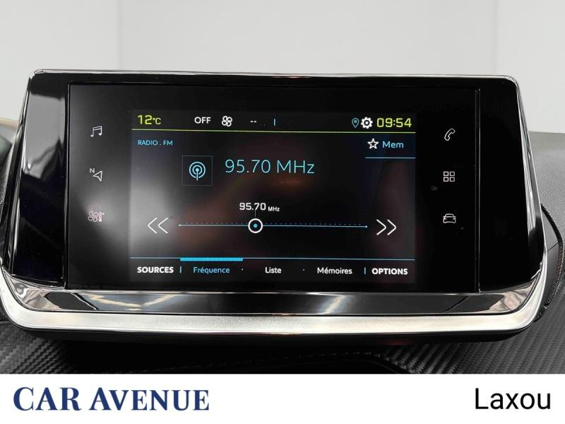 Used PEUGEOT 208 e-208 136ch Style 2022 Rouge Elixir (V) € 15694 in Nancy