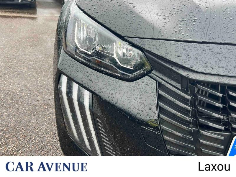 Used PEUGEOT 208 1.2 PureTech 100ch S&S Active 2024 Noir Perla Nera (M) € 13075 in Nancy