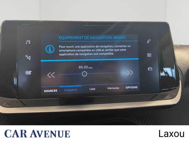 Occasion PEUGEOT 2008 1.2 PureTech 130ch S&S Allure 2021 Blanc banquise (O) 15528 € à Nancy