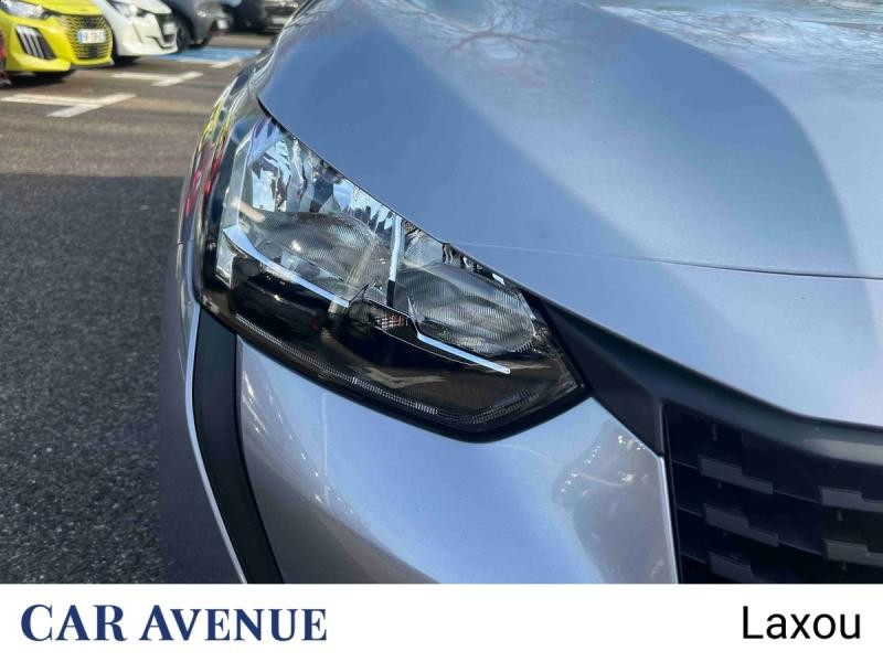 Used PEUGEOT 208 1.2 PureTech 75ch S&S Like 2021 Gris Artense (M) € 11158 in Nancy