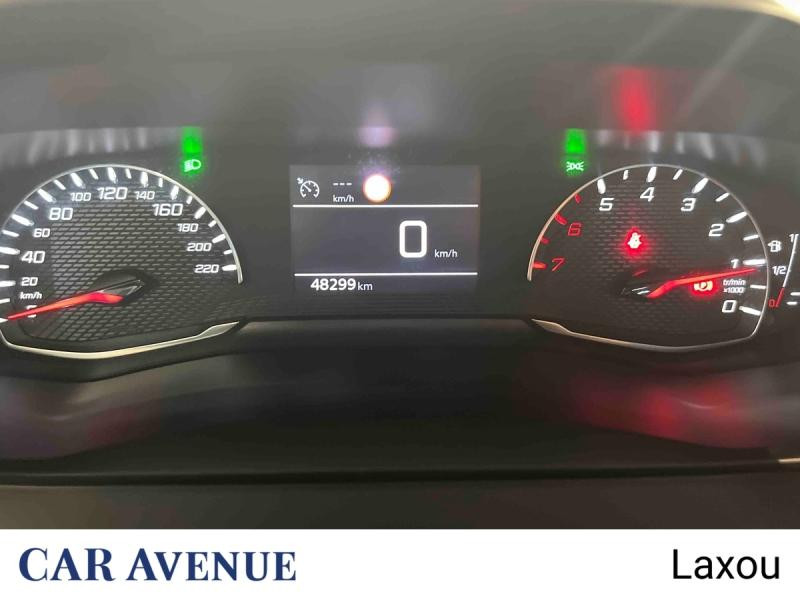 Occasion PEUGEOT 2008 1.2 PureTech 130ch S&S Allure 2021 Blanc banquise (O) 15528 € à Nancy