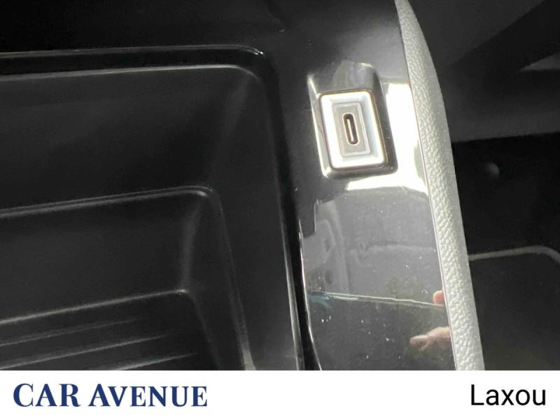 Used PEUGEOT 208 1.2 PureTech 100ch S&S Active 2024 Noir Perla Nera (M) € 13075 in Nancy