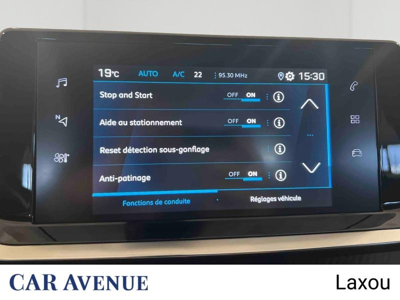 Occasion PEUGEOT 2008 1.2 PureTech 130ch S&S Allure 2021 Blanc banquise (O) 15528 € à Nancy