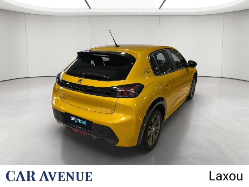 Used PEUGEOT 208 e-208 136ch Active Pack 2022 Jaune € 15423 in Nancy