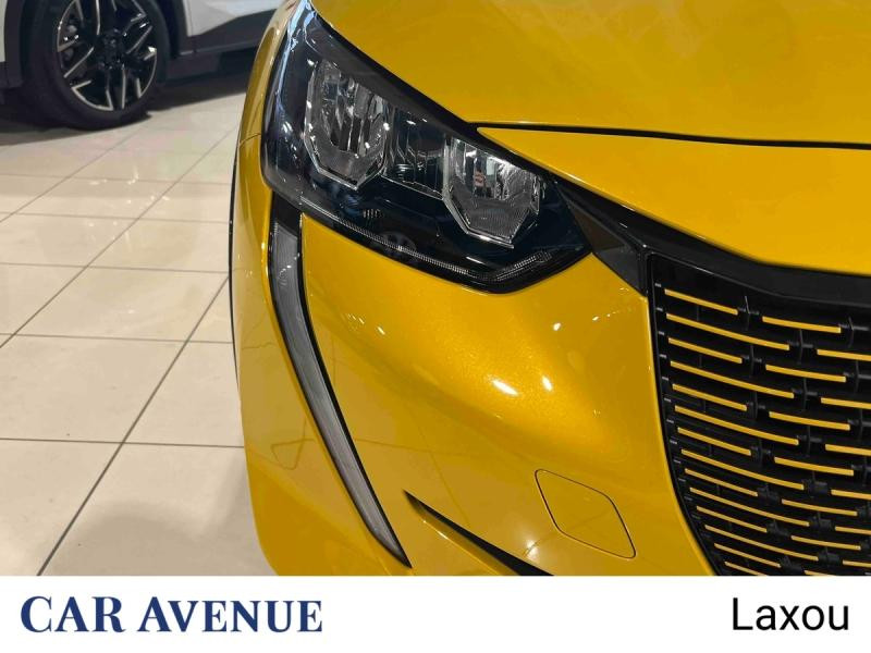 Used PEUGEOT 208 e-208 136ch Active Pack 2022 Jaune € 15423 in Nancy