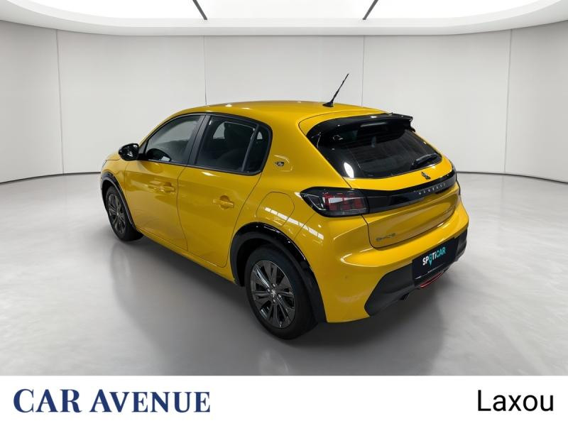 Used PEUGEOT 208 e-208 136ch Active Pack 2022 Jaune € 15423 in Nancy