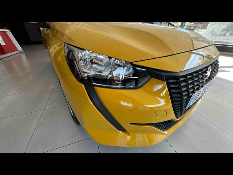 Occasion PEUGEOT 208 1.2 PureTech 75ch S&S Like 2021 Jaune 10395 € à Nancy