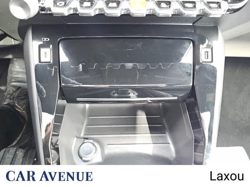 Occasion PEUGEOT 208 1.2 PureTech 100ch S&S GT EAT8 2021 Noir Perla Nera (M) 16573 € à Nancy