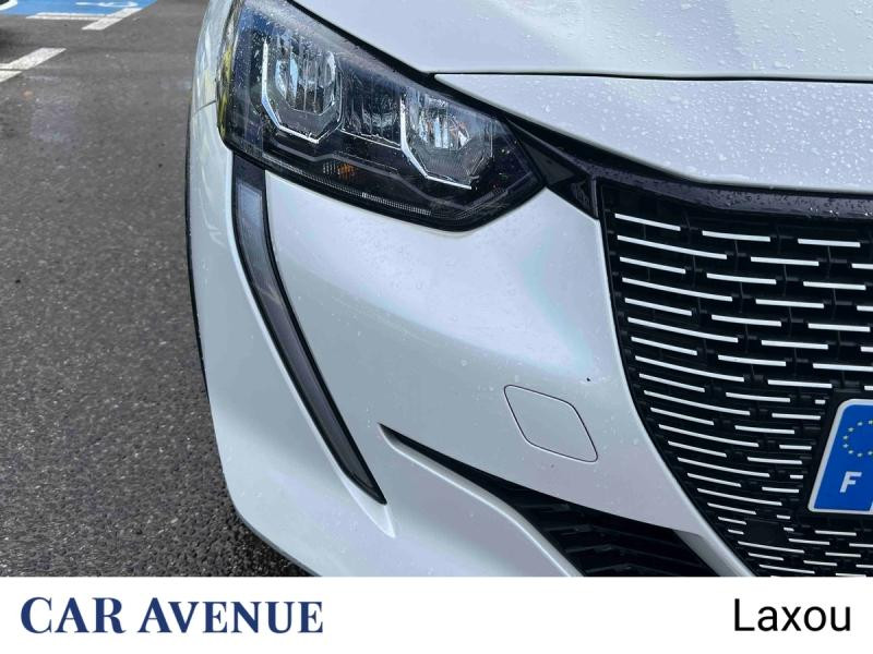 Occasion PEUGEOT 208 e-208 136ch Style 2021 Blanc nacré 15291 € à Nancy