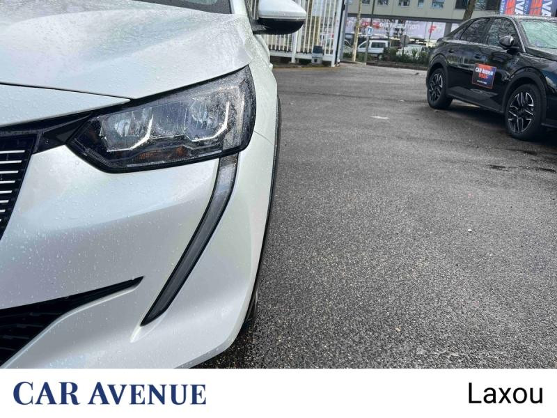 Occasion PEUGEOT 208 e-208 136ch Style 2021 Blanc nacré 15291 € à Nancy