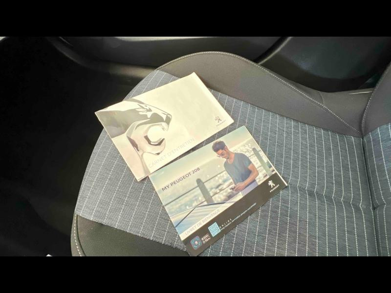 Occasion PEUGEOT 208 1.2 PureTech 75ch S&S Like 2021 Jaune 10395 € à Nancy