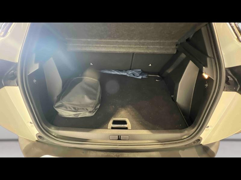 Used PEUGEOT 2008 e-2008 136ch GT Pack 2021 Blanc Nacré (N) € 16899 in Nancy