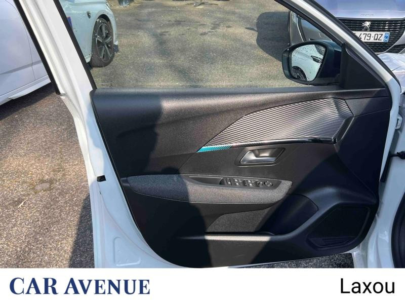 Occasion PEUGEOT 208 1.2 PureTech 100ch S&S Style 2022 Blanc Banquise (O) 13456 € à Nancy