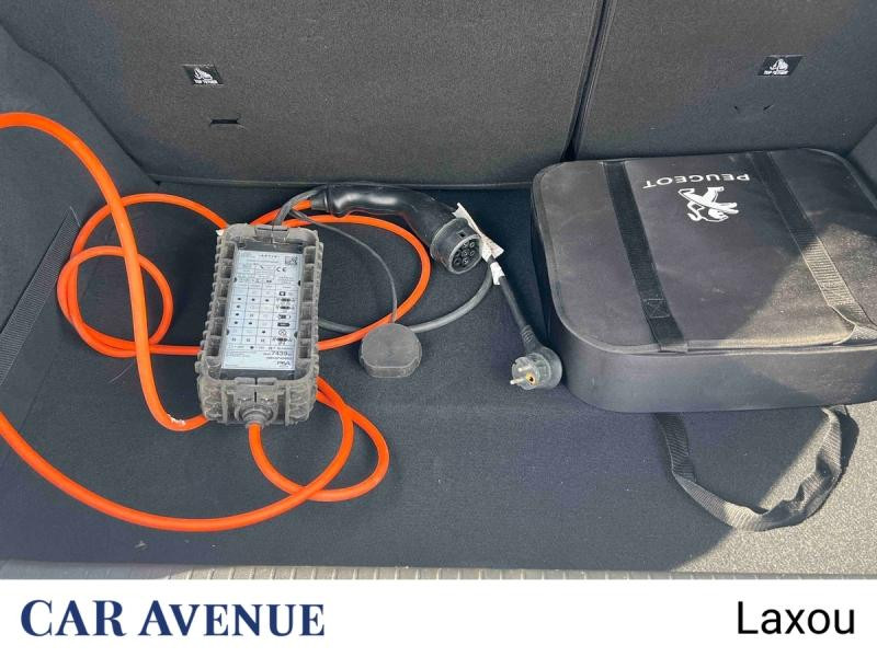 Occasion PEUGEOT 208 e-208 136ch Style 2021 Blanc nacré 15291 € à Nancy