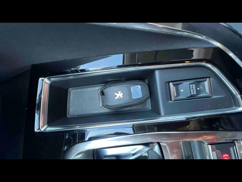 Occasion PEUGEOT 3008 HYBRID 225ch Allure Pack e-EAT8 2021 Bleu Célèbes (M) 20548 € à Nancy