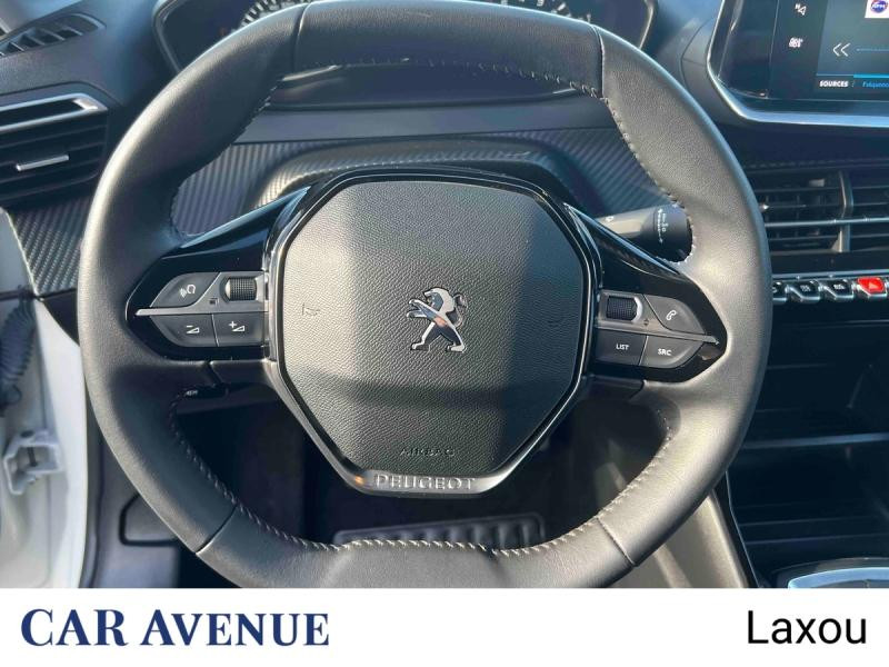 Occasion PEUGEOT 208 1.5 BlueHDi 100ch S&S Style 2022 Blanc nacré 14889 € à Nancy